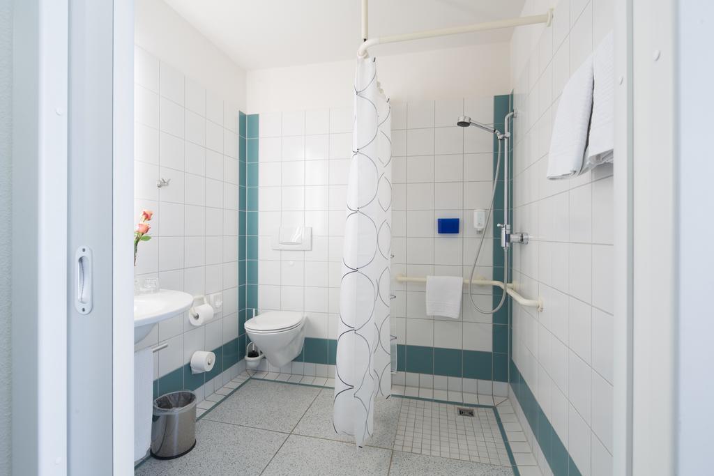 Business & Art Hotel Markgraf Emmendingen Ruang foto